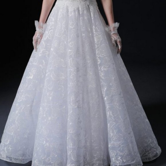 Isabelle Armstrong Arabella bridal gown - Picture 2 of 12